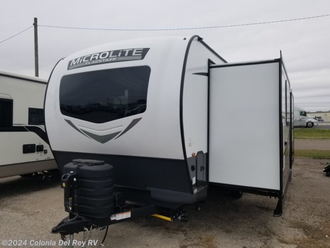 2024 Flagstaff Micro Lite 25FKBS by Forest River from Colonia Del Rey RV in Corpus Christi, Texas