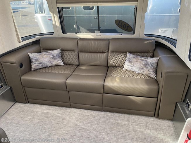 2021 Classic 30RBT Twin by Airstream from Colonial Airstream & RV in Millstone Township, New Jersey