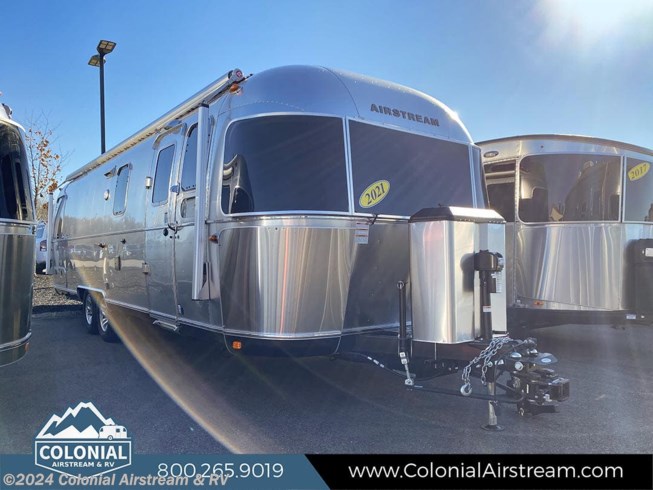 Used 2021 Airstream Classic 30RBT Twin available in Millstone Township, New Jersey