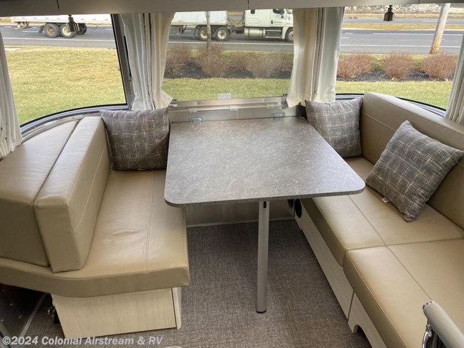 2023 Flying Cloud 25FBT Twin by Airstream from Colonial Airstream & RV in Millstone Township, New Jersey
