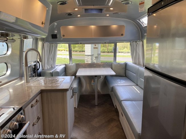 2023 Airstream International 27FBQ Queen - New Travel Trailer For Sale by Colonial Airstream & RV in Millstone Township, New Jersey