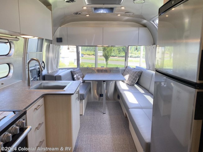 2023 Airstream Flying Cloud 27FBQ Queen Bunk - New Travel Trailer For Sale by Colonial Airstream & RV in Millstone Township, New Jersey