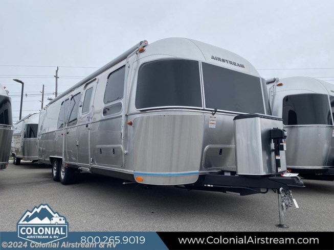 New 2024 Airstream Flying Cloud 30FBB Bunk Twin available in Millstone Township, New Jersey