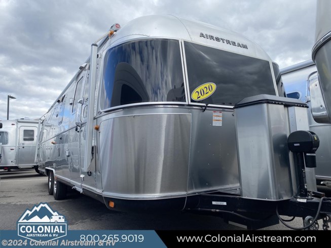 Used 2020 Airstream Classic 30RBT Twin available in Millstone Township, New Jersey