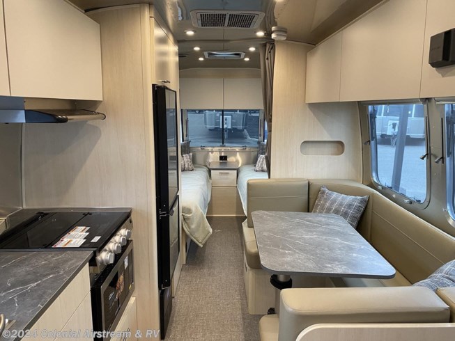 2024 Airstream Flying Cloud 23FBT Twin - New Travel Trailer For Sale by Colonial Airstream & RV in Millstone Township, New Jersey