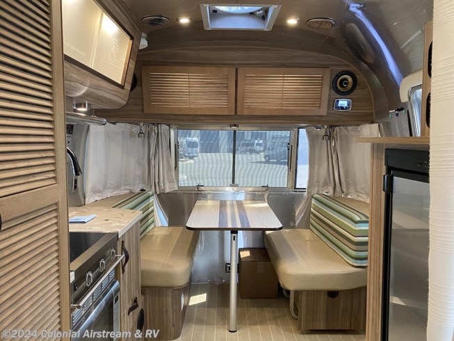 2018 Airstream Tommy Bahama 19CB - Used Travel Trailer For Sale by Colonial Airstream & RV in Millstone Township, New Jersey