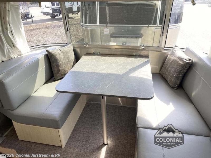 New 2025 Airstream Flying Cloud 25FBQ Queen available in Millstone Township, New Jersey