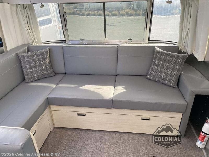 2025 Flying Cloud 30RBQ Queen by Airstream from Colonial Airstream & RV in Millstone Township, New Jersey