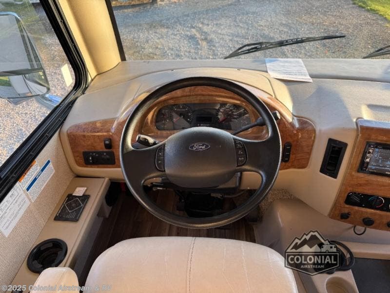 2018 Thor Motor Coach ACE 30.2 - Used Class A For Sale by Colonial Airstream & RV in Millstone Township, New Jersey features Slideout