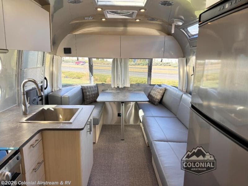 2026 Airstream Flying Cloud 25FBT Twin - New Travel Trailer For Sale by Colonial Airstream & RV in Millstone Township, New Jersey
