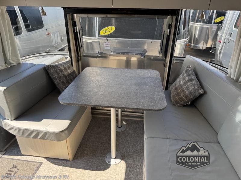 2023 Flying Cloud 25FBQ Queen Hatch by Airstream from Colonial Airstream & RV in Millstone Township, New Jersey