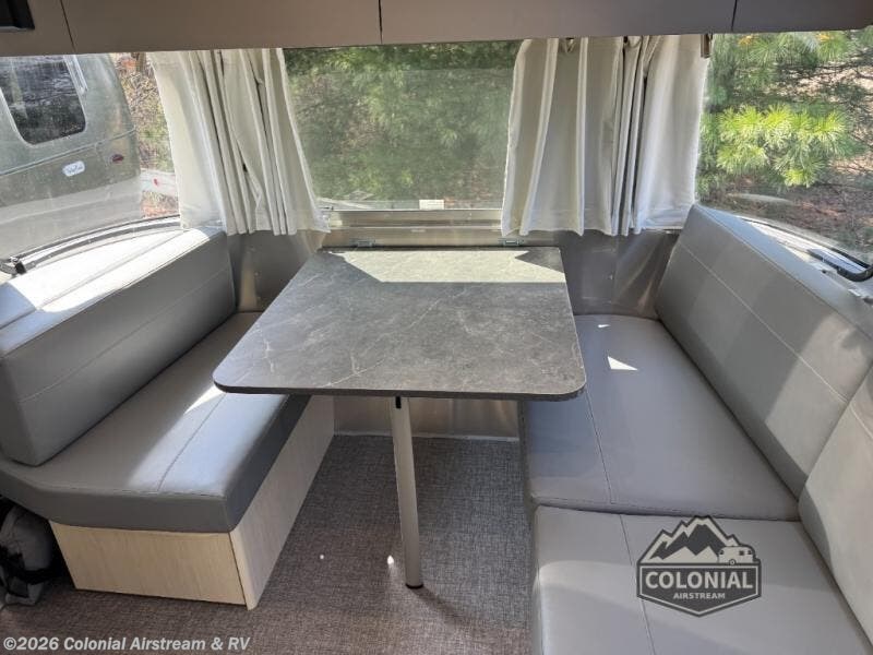 2026 Flying Cloud 27FBT Twin by Airstream from Colonial Airstream & RV in Millstone Township, New Jersey