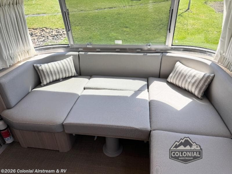 New 2026 Airstream Globetrotter 27FBT Twin available in Millstone Township, New Jersey