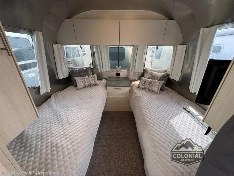 2026 Flying Cloud 30FBB Bunk Twin by Airstream from Colonial Airstream & RV in Millstone Township, New Jersey