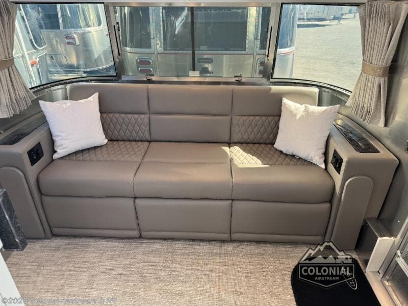 2026 Airstream Classic 28RB Twin - New Travel Trailer For Sale by Colonial Airstream & RV in Millstone Township, New Jersey