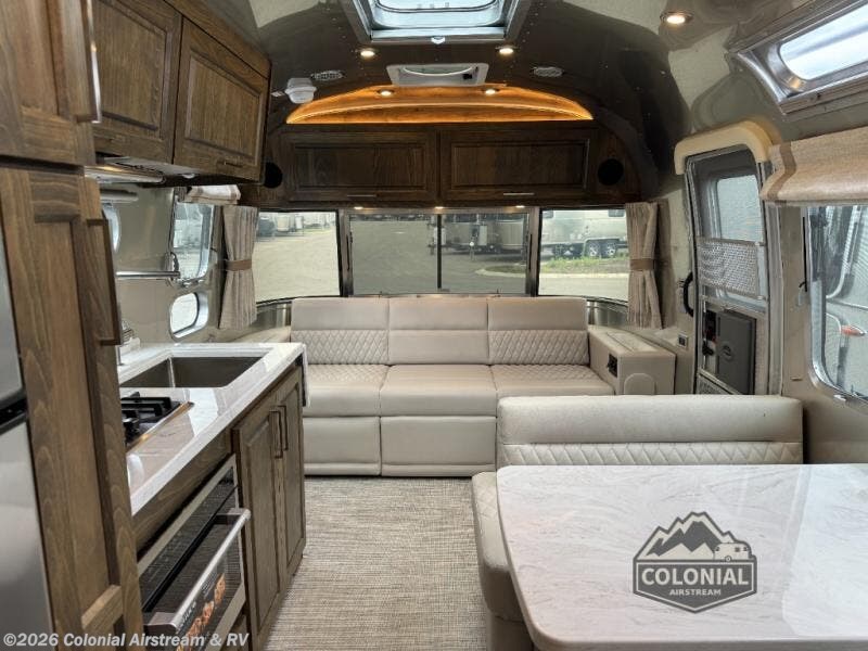 2026 Airstream Classic 28RBQ Queen - New Travel Trailer For Sale by Colonial Airstream & RV in Millstone Township, New Jersey