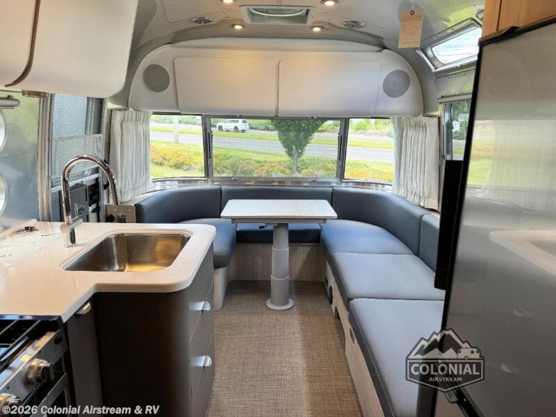 2026 Airstream Globetrotter 25FBT Twin - New Travel Trailer For Sale by Colonial Airstream & RV in Millstone Township, New Jersey