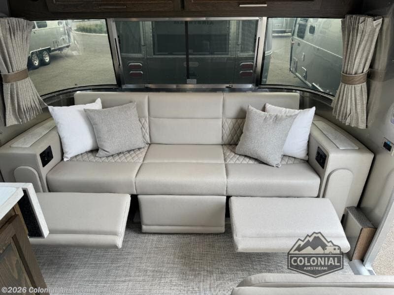 New 2027 Airstream Classic 28RBQ Queen available in Millstone Township, New Jersey