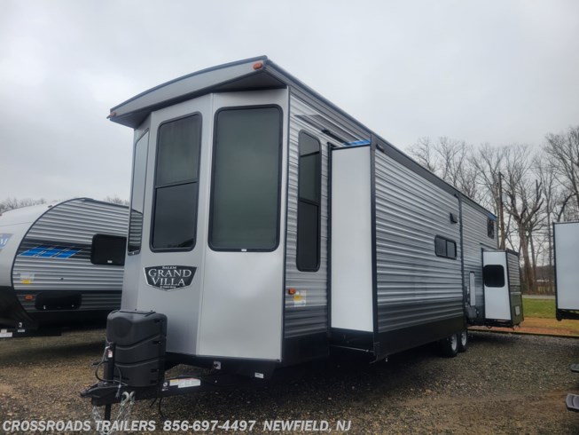 2022 Salem Grand Villa 42DL by Forest River from Crossroads Trailer Sales, Inc. in Newfield, New Jersey