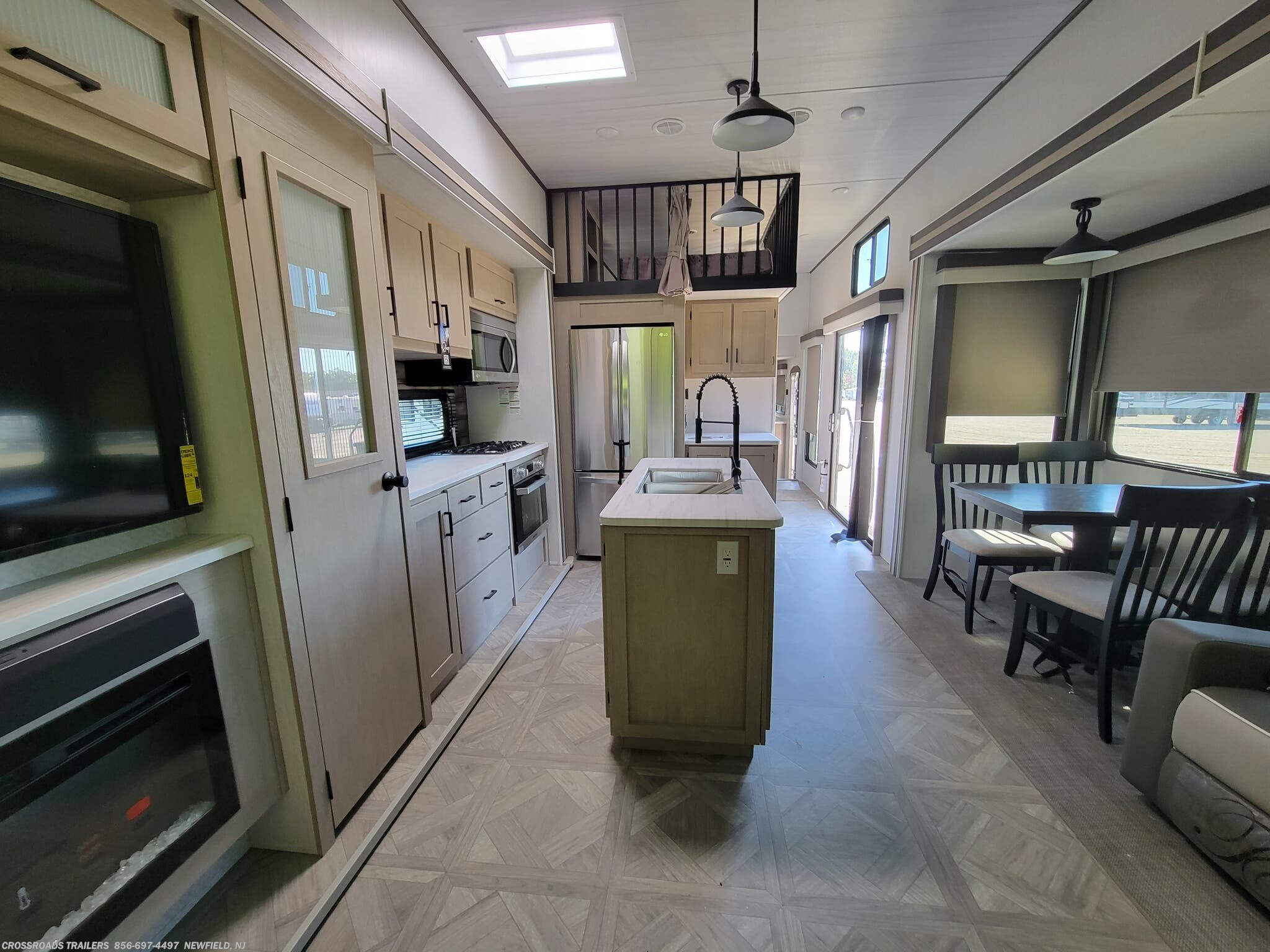 2023 Forest River Salem Grand Villa 42DL RV for Sale in Newfield, NJ