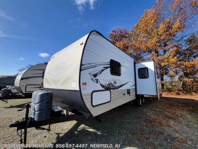 Used 2015 Skyline Layton 272RL available in Newfield, New Jersey