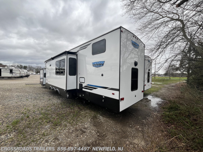 2024 Salem Grand Villa 44VIEW by Forest River from Crossroads Trailer Sales, Inc. in Newfield, New Jersey