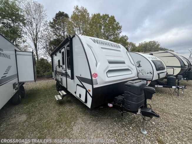 2022 Winnebago Micro Minnie - Image 1