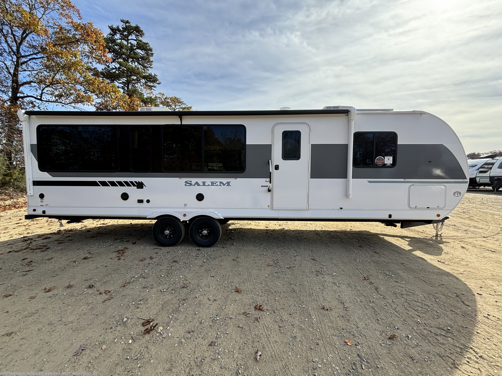 2025 Salem 28VIEWX by Forest River from Crossroads Trailer Sales, Inc. in Newfield, New Jersey