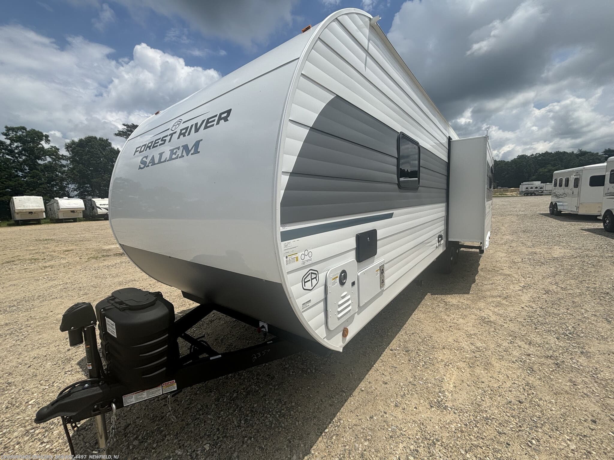 2026 Salem 270ZEN by Forest River from Crossroads Trailer Sales, Inc. in Newfield, New Jersey