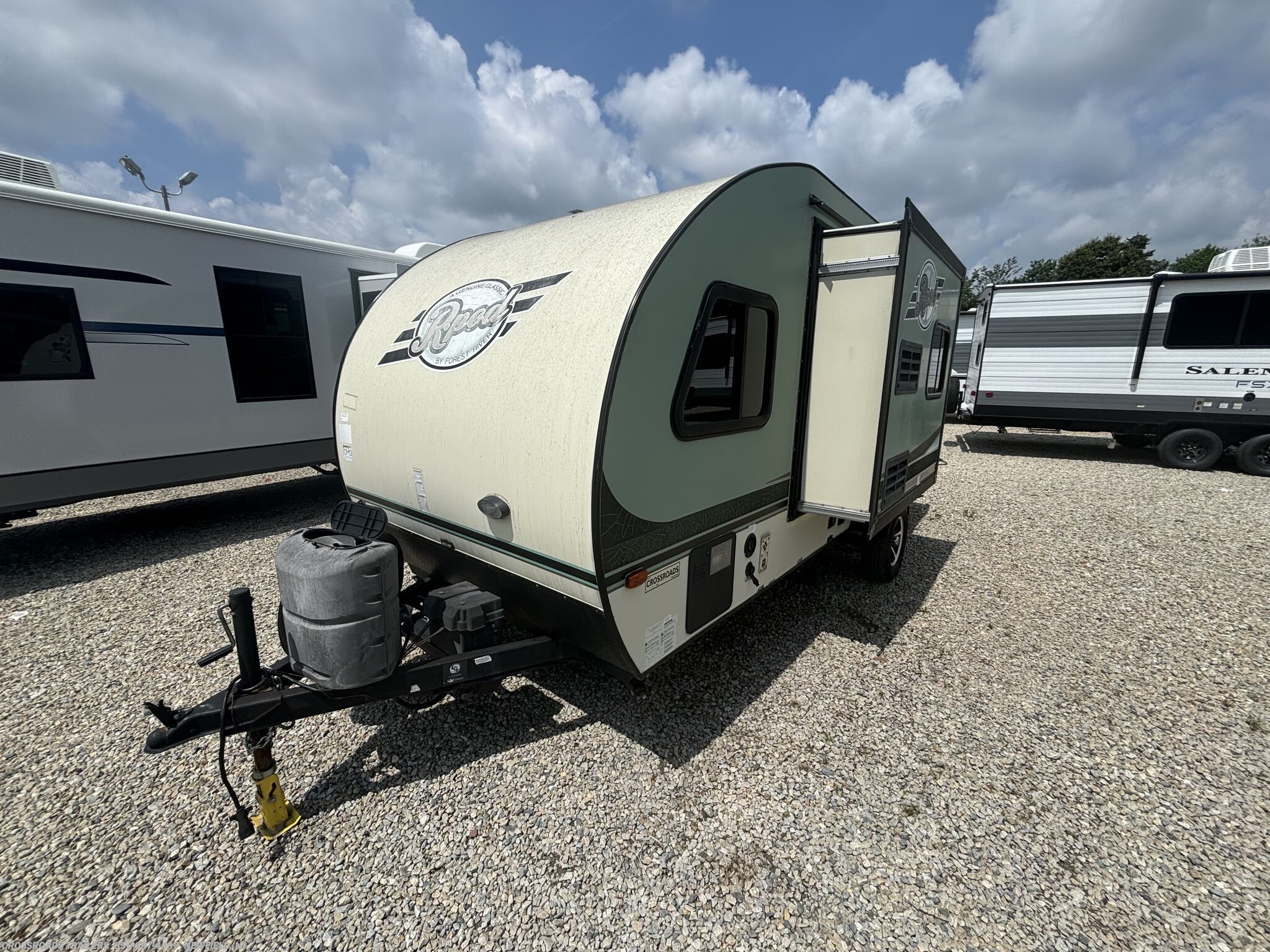2017 R-Pod RP-182G by Forest River from Crossroads Trailer Sales, Inc. in Newfield, New Jersey