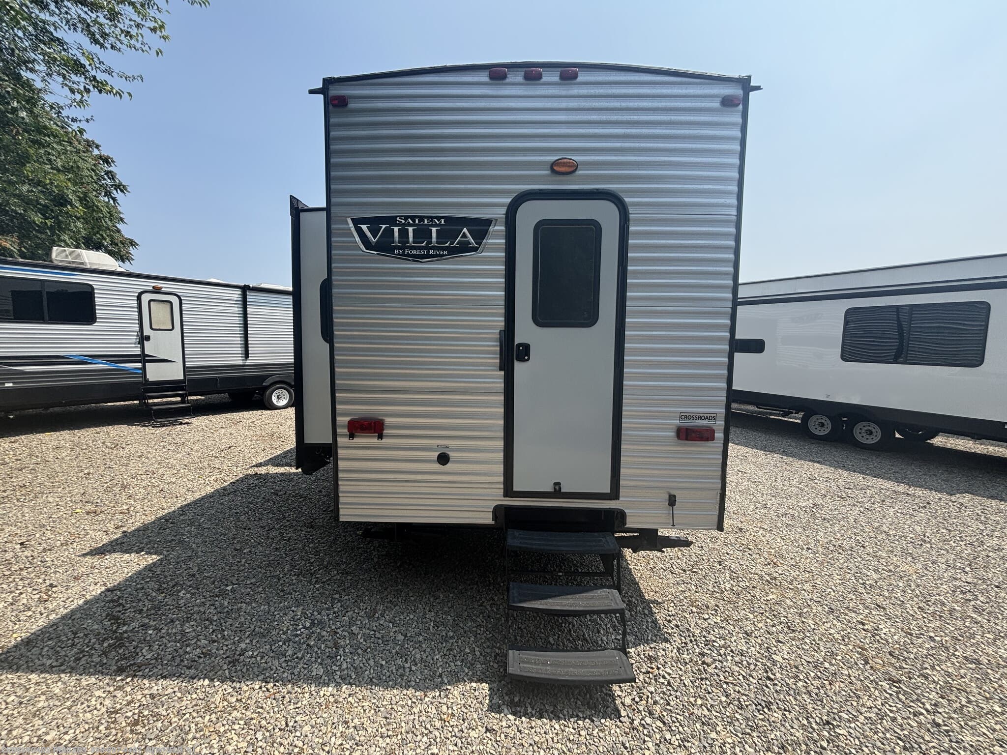 Used 2021 Forest River Salem Villa 4002Q available in Newfield, New Jersey