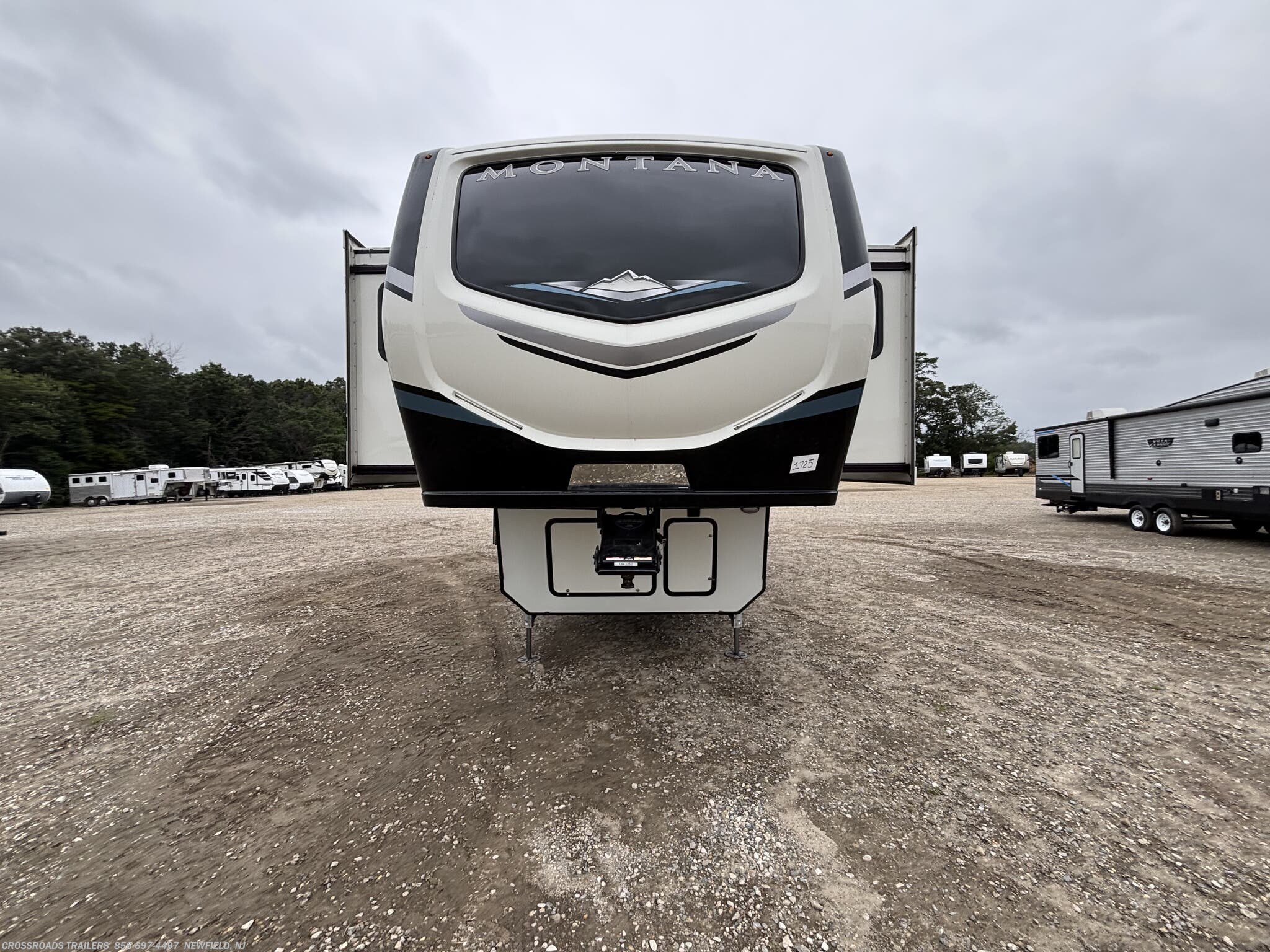 2021 Keystone Montana 3761FL - Used Fifth Wheel For Sale by Crossroads Trailer Sales, Inc. in Newfield, New Jersey features CO Detector, Microwave, Central Vacuum, Exterior Speakers, Air Conditioning