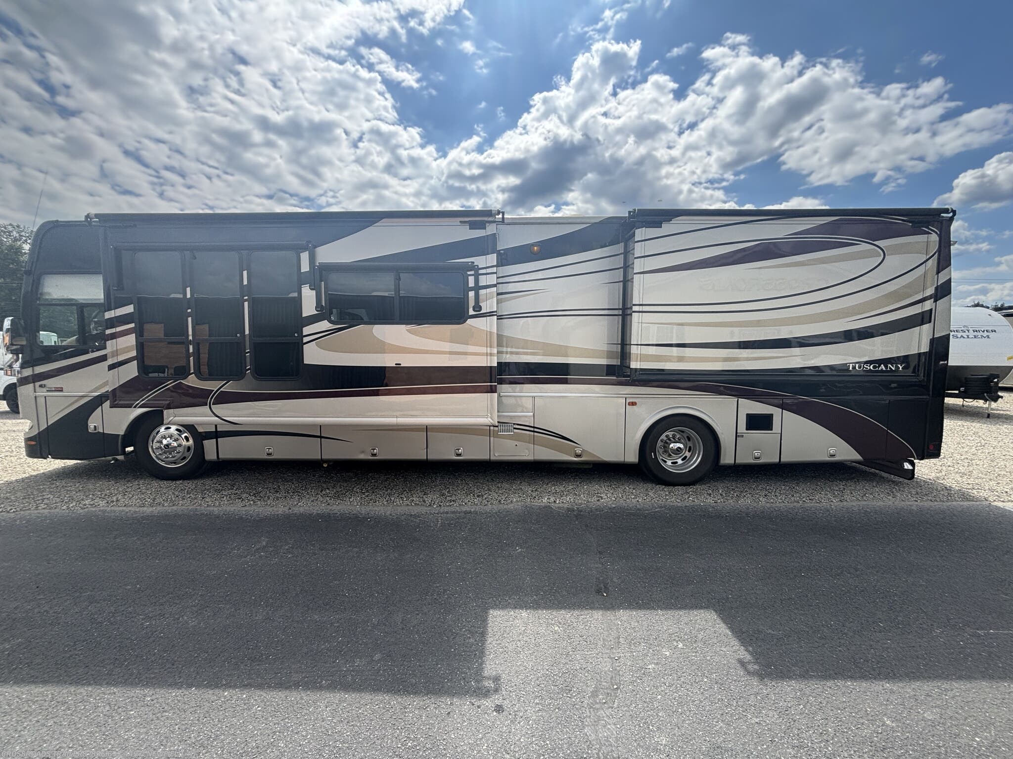 Used 2011 Damon Tuscany 4072 available in Newfield, New Jersey