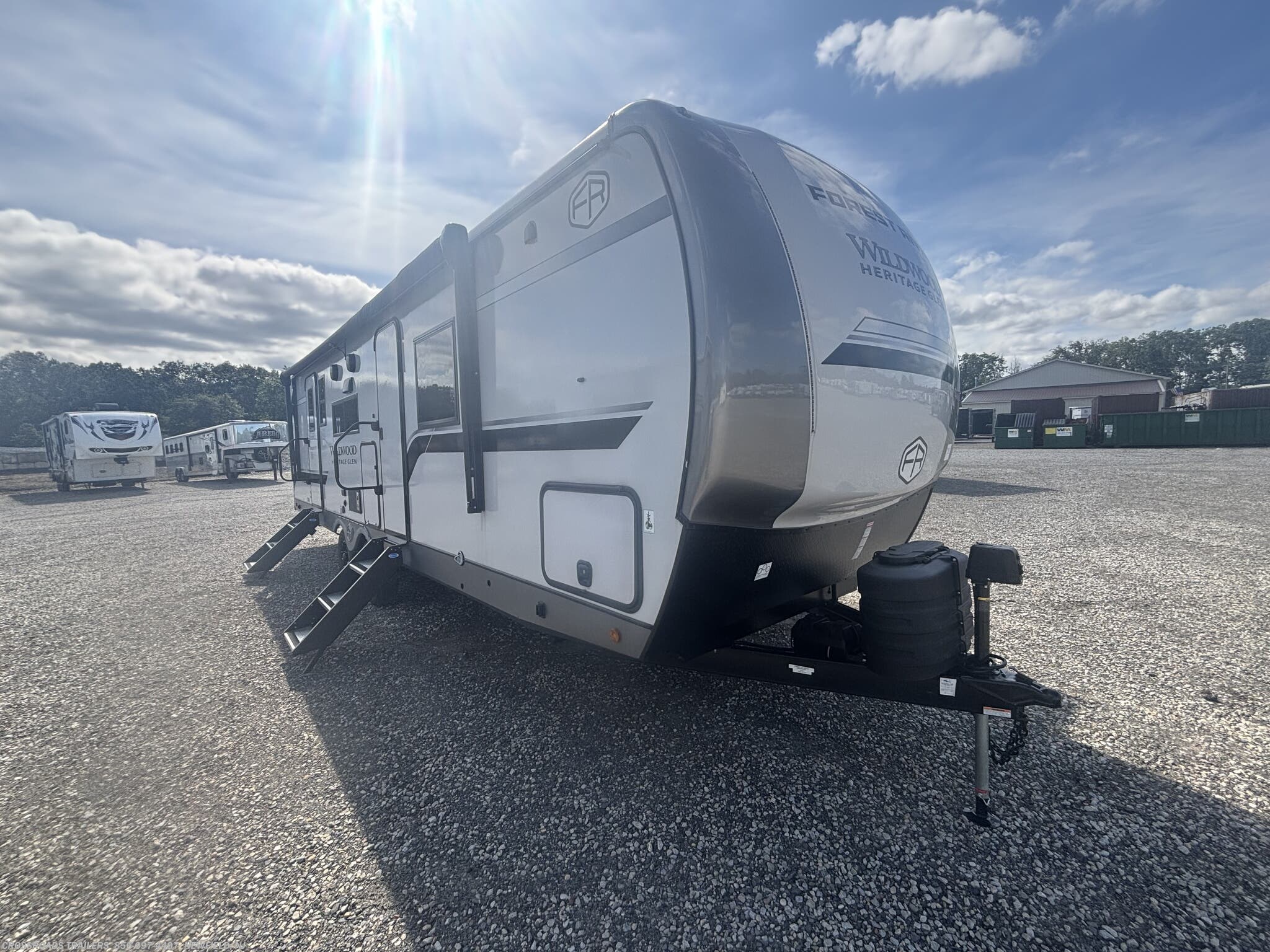 2025 Forest River Wildwood Heritage Glen 265BSRB