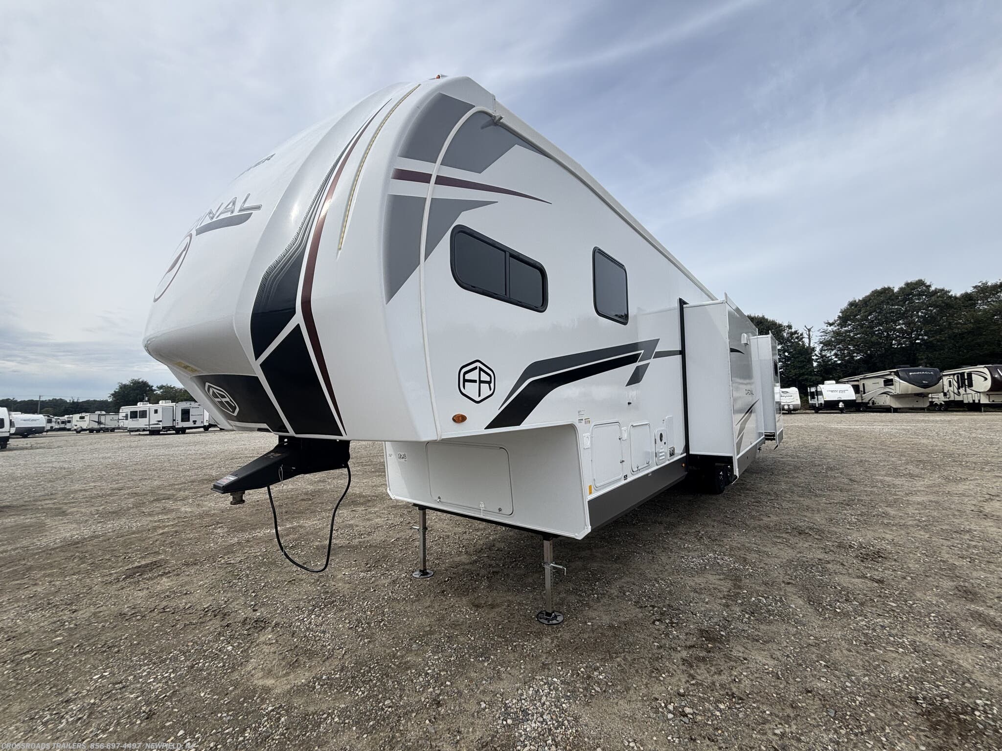2026 Cardinal 35FUN by Forest River from Crossroads Trailer Sales, Inc. in Newfield, New Jersey