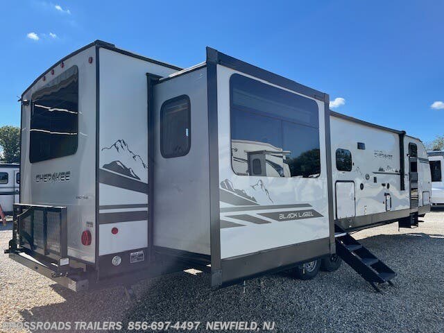 2021 Cherokee Black Label 306MMBL by Forest River from Crossroads Trailer Sales, Inc. in Newfield, New Jersey