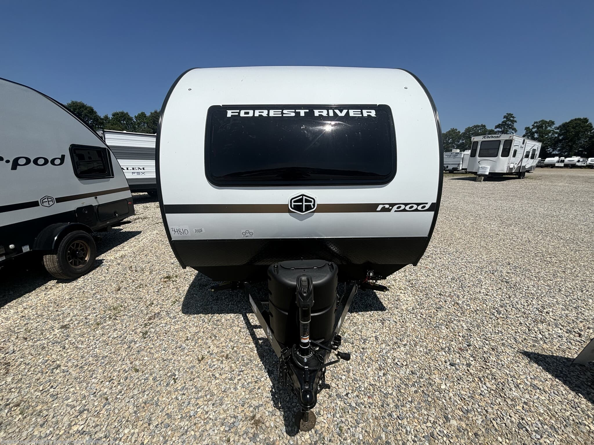 2026 Forest River R-Pod 192-80 - New Travel Trailer For Sale by Crossroads Trailer Sales, Inc. in Newfield, New Jersey features Queen Bed, Shower, Microwave, Ladder, Air Conditioning