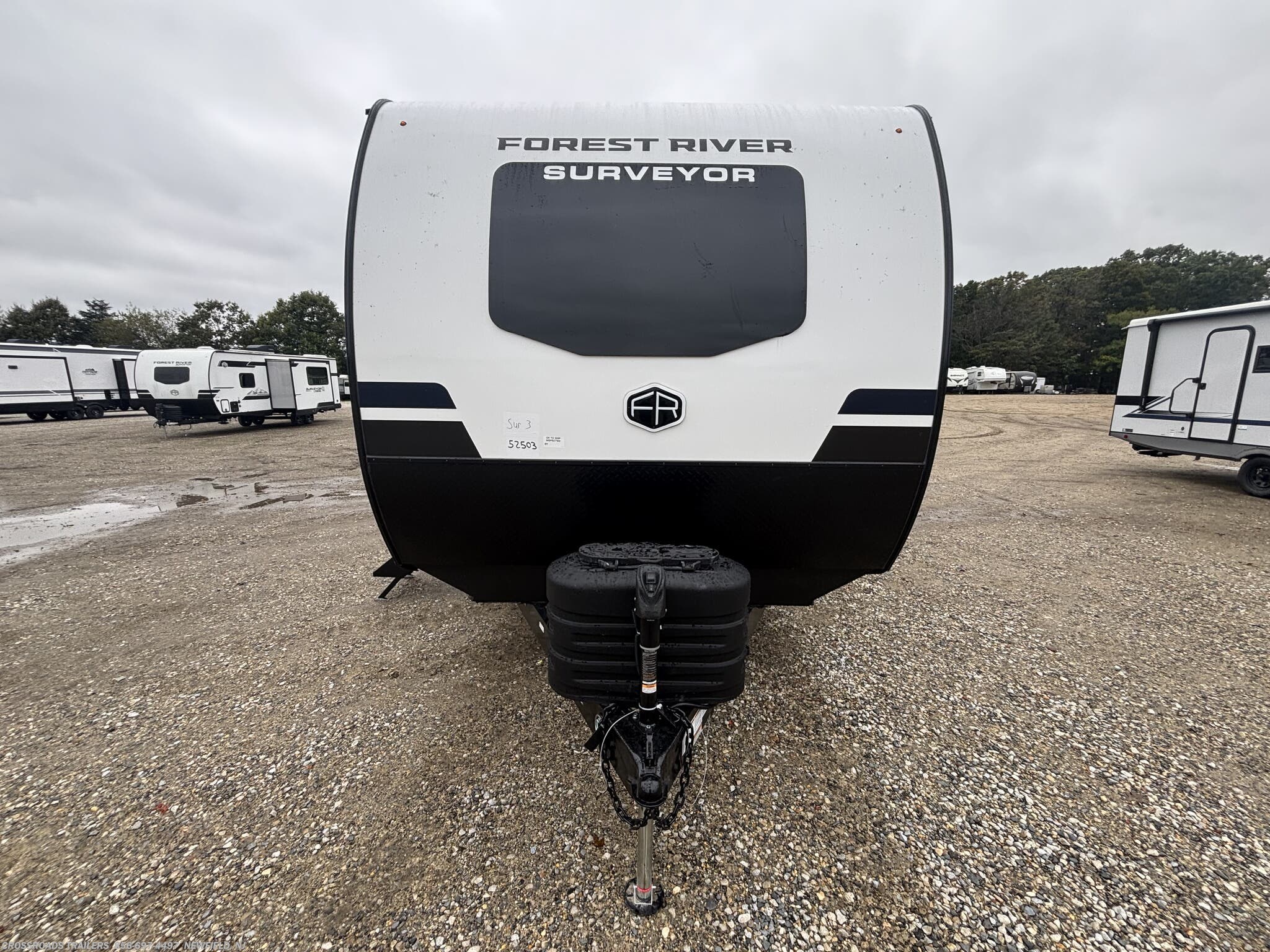 2026 Forest River Surveyor Legend 261RKLE - New Travel Trailer For Sale by Crossroads Trailer Sales, Inc. in Newfield, New Jersey features Slam Latch Baggage Doors, Bluetooth Stereo, Toilet, LED Lights, Griddle