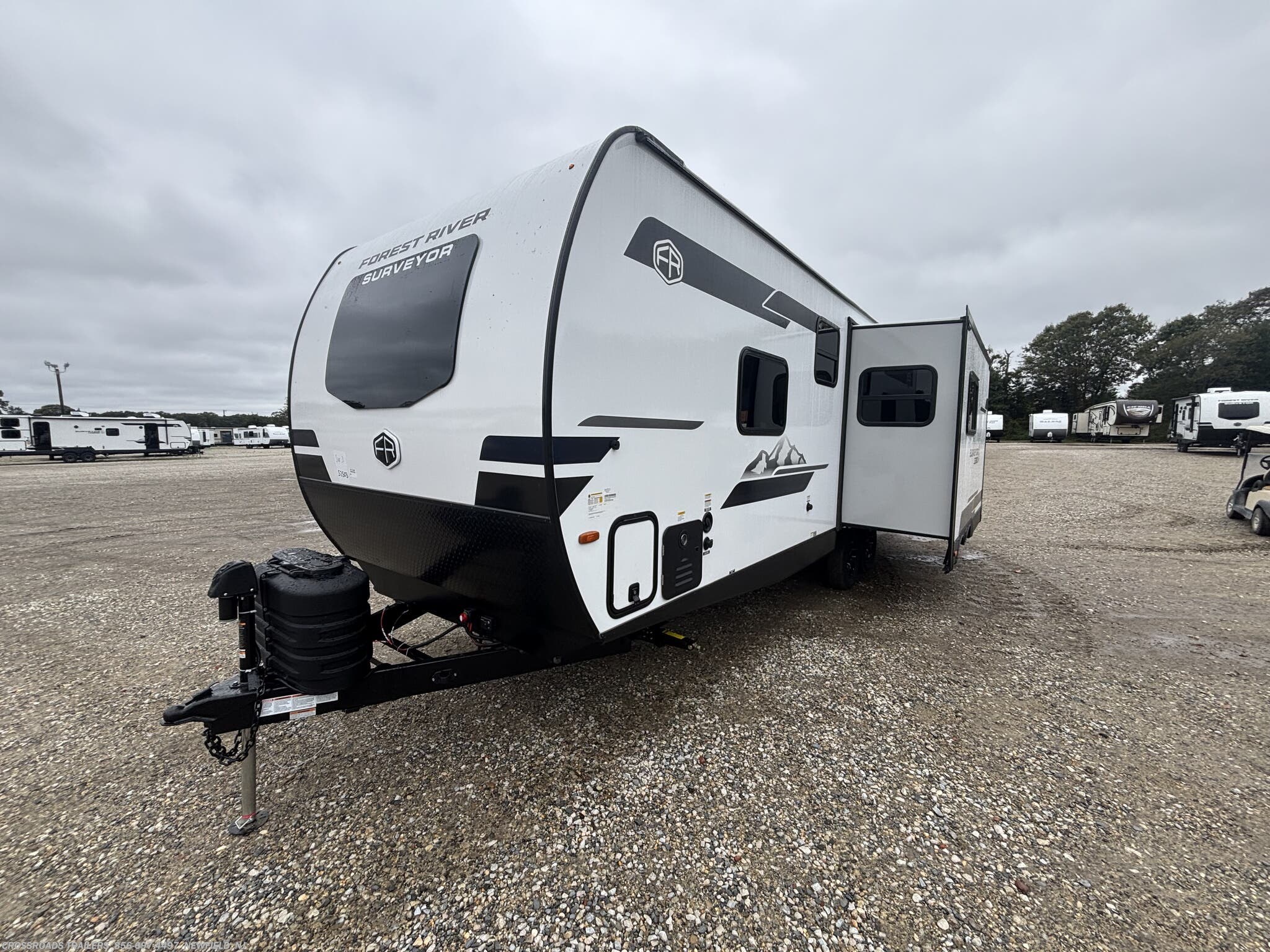 2026 Surveyor Legend 261RKLE by Forest River from Crossroads Trailer Sales, Inc. in Newfield, New Jersey