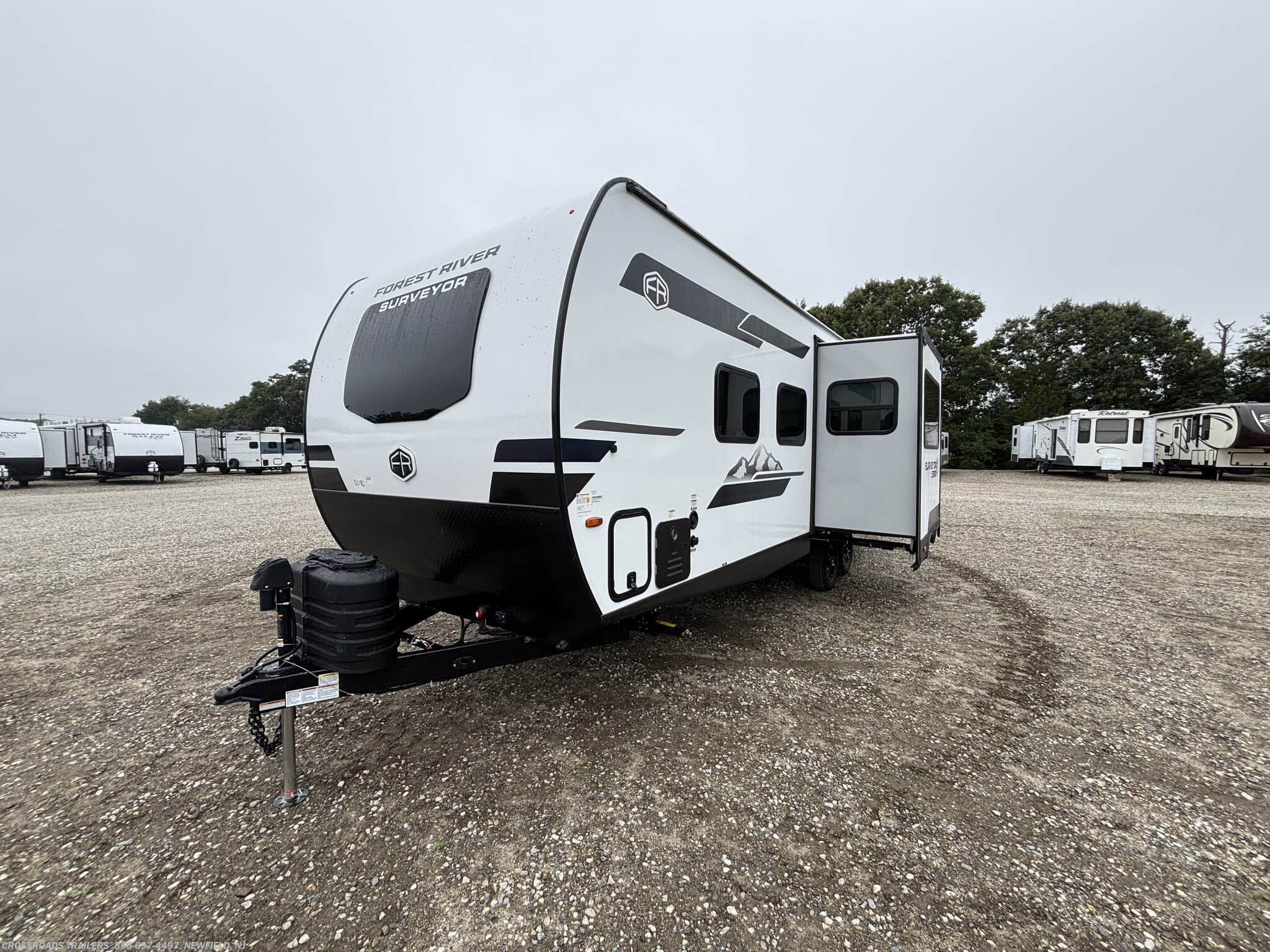 2026 Surveyor Legend 252RBLE by Forest River from Crossroads Trailer Sales, Inc. in Newfield, New Jersey