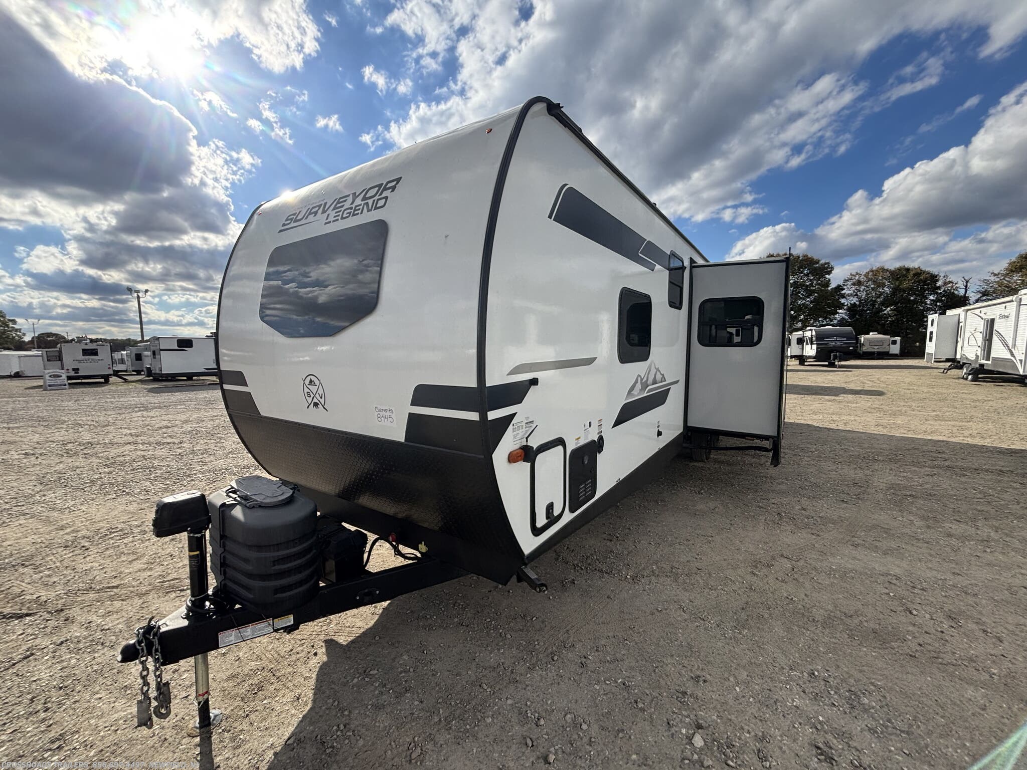 2024 Surveyor 303BHLE by Forest River from Crossroads Trailer Sales, Inc. in Newfield, New Jersey