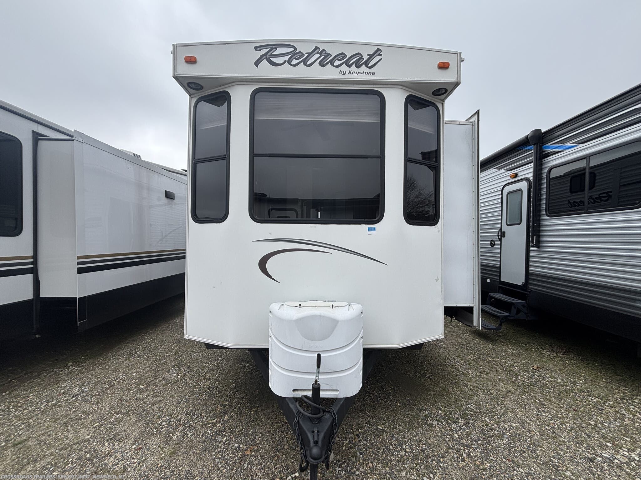 2014 Keystone Retreat 39BHTS - Used Destination Trailer For Sale by Crossroads Trailer Sales, Inc. in Newfield, New Jersey