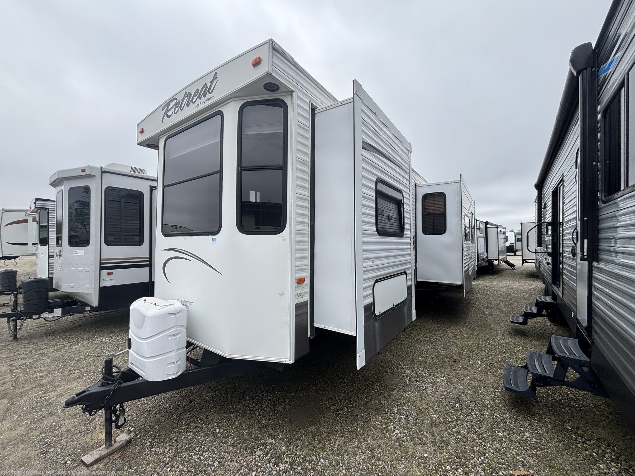 2014 Retreat 39BHTS by Keystone from Crossroads Trailer Sales, Inc. in Newfield, New Jersey