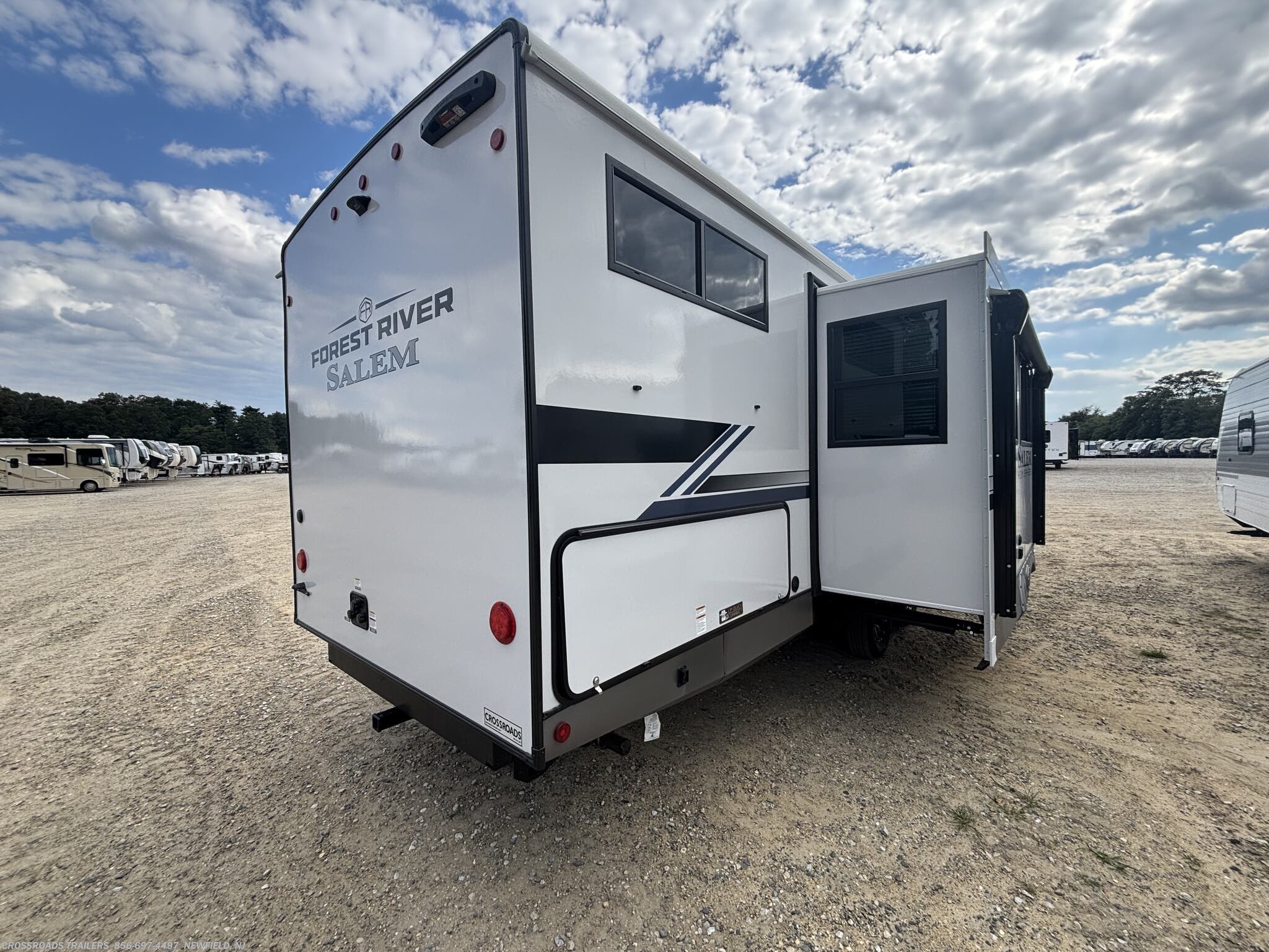 New 2026 Forest River Salem Hemisphere 301FAM available in Newfield, New Jersey