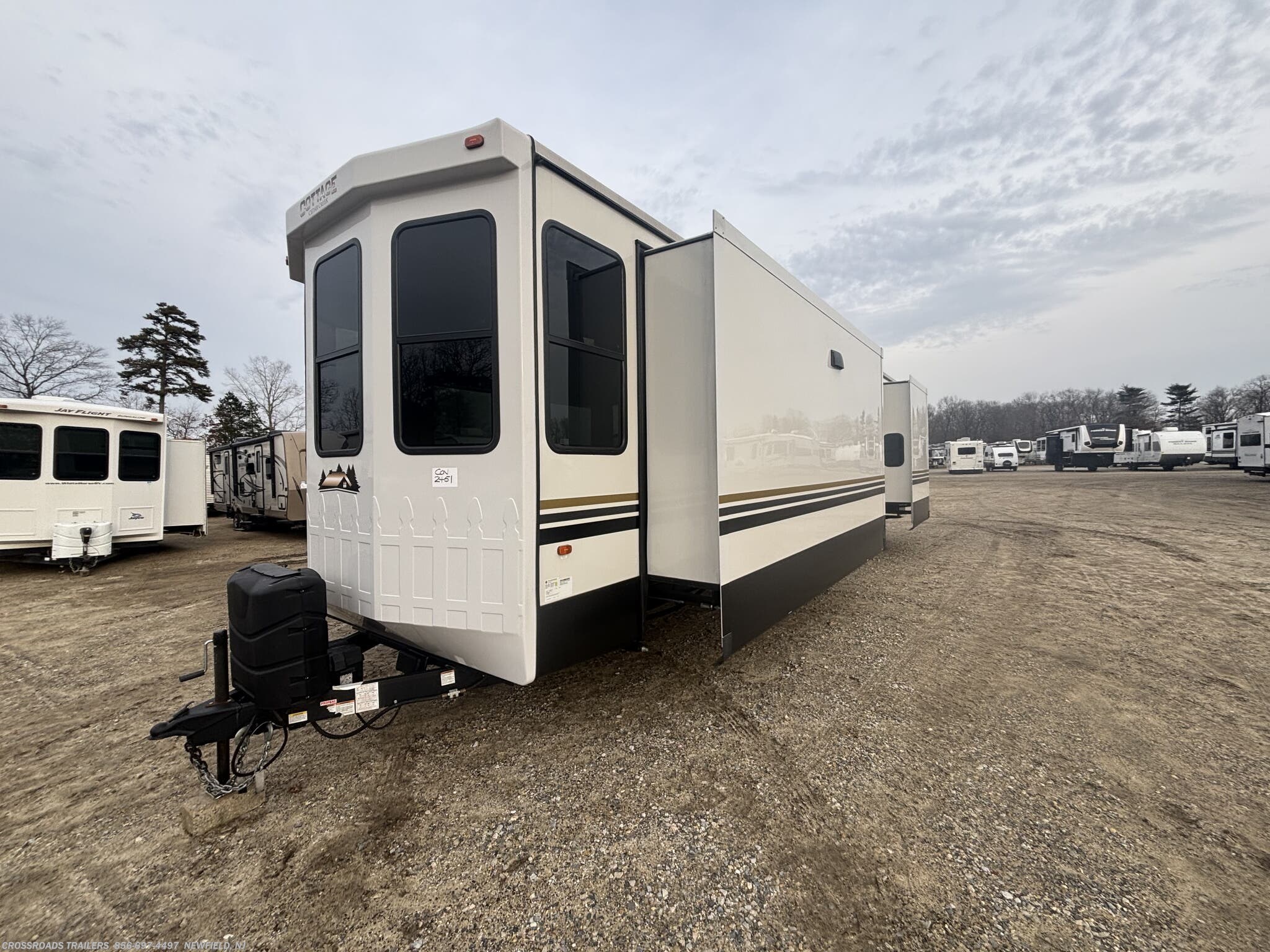 2023 Cedar Creek Cottage 40CCK by Forest River from Crossroads Trailer Sales, Inc. in Newfield, New Jersey