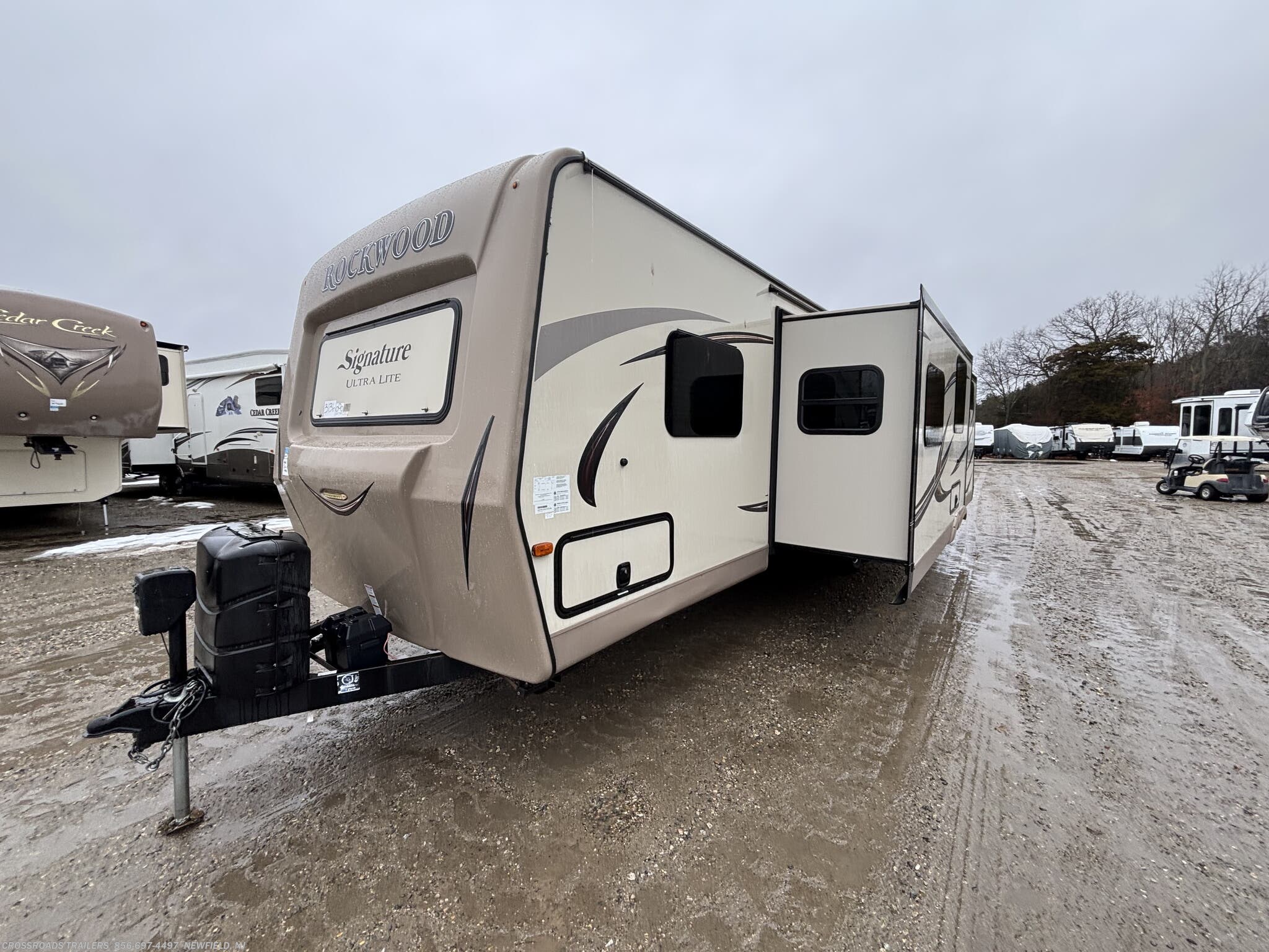 2017 Rockwood Ultra Lite 8312SS by Forest River from Crossroads Trailer Sales, Inc. in Newfield, New Jersey