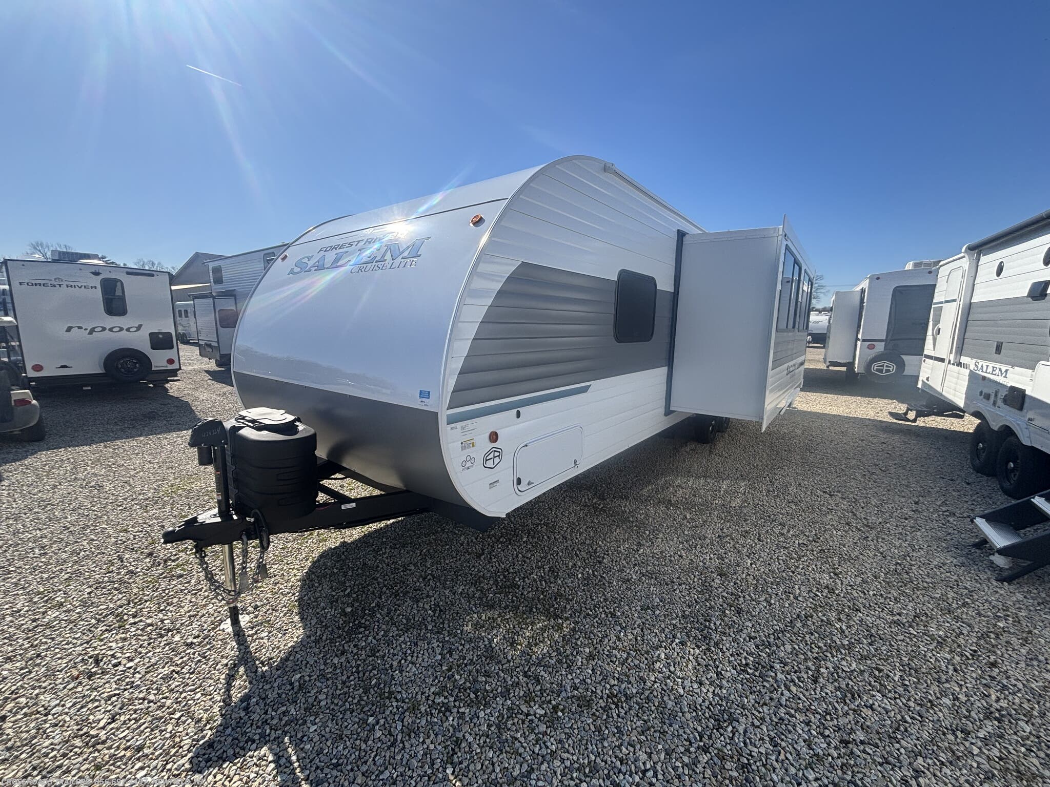 2026 Salem Cruise Lite 26ICE by Forest River from Crossroads Trailer Sales, Inc. in Newfield, New Jersey