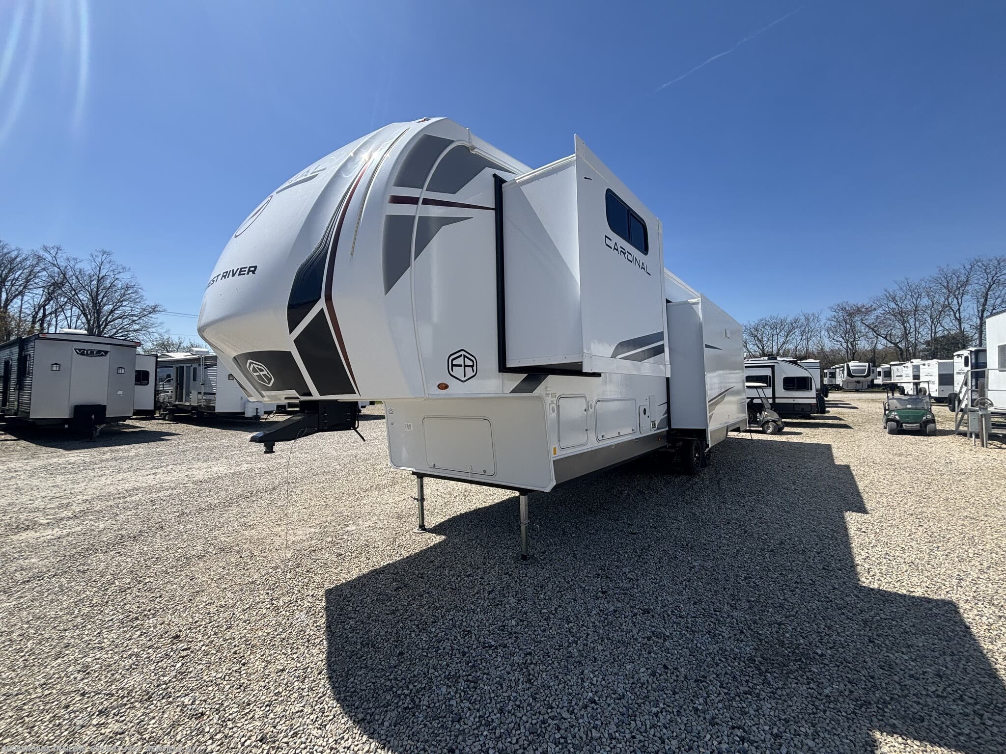 2026 Cardinal 35CRIB by Forest River from Crossroads Trailer Sales, Inc. in Newfield, New Jersey