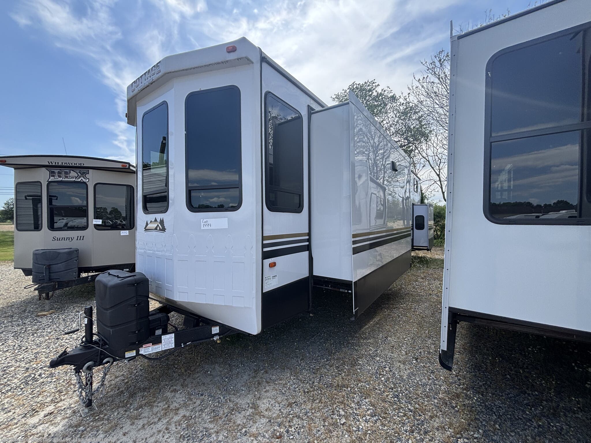 2023 Cedar Creek Cottage 40CDL by Forest River from Crossroads Trailer Sales, Inc. in Newfield, New Jersey