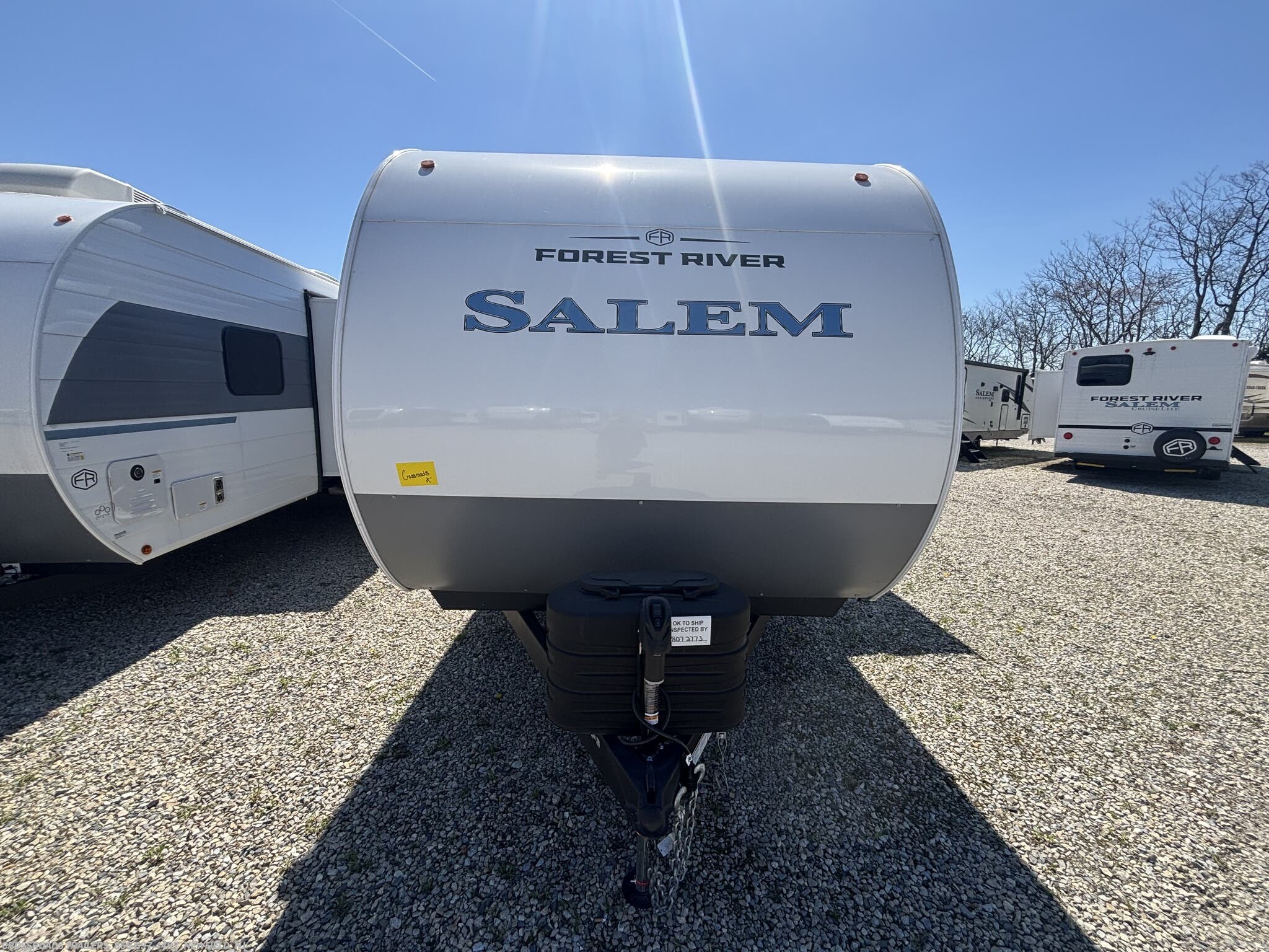 2026 Forest River Salem 31KQBTS - New Travel Trailer For Sale by Crossroads Trailer Sales, Inc. in Newfield, New Jersey features Roof Deck, Shower, Solar Prep, PVC Roof, Water Heater